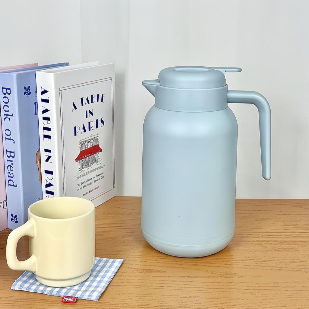 Isolierte Thermoskanne mit großem Fassungsvermögen & Heißwasserflasche für Büro und Wohnheim
