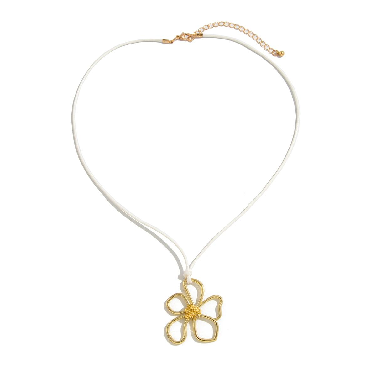 

Personality niche flower pendant necklace women s sweet style alloy large flower hollow choker necklace золотой