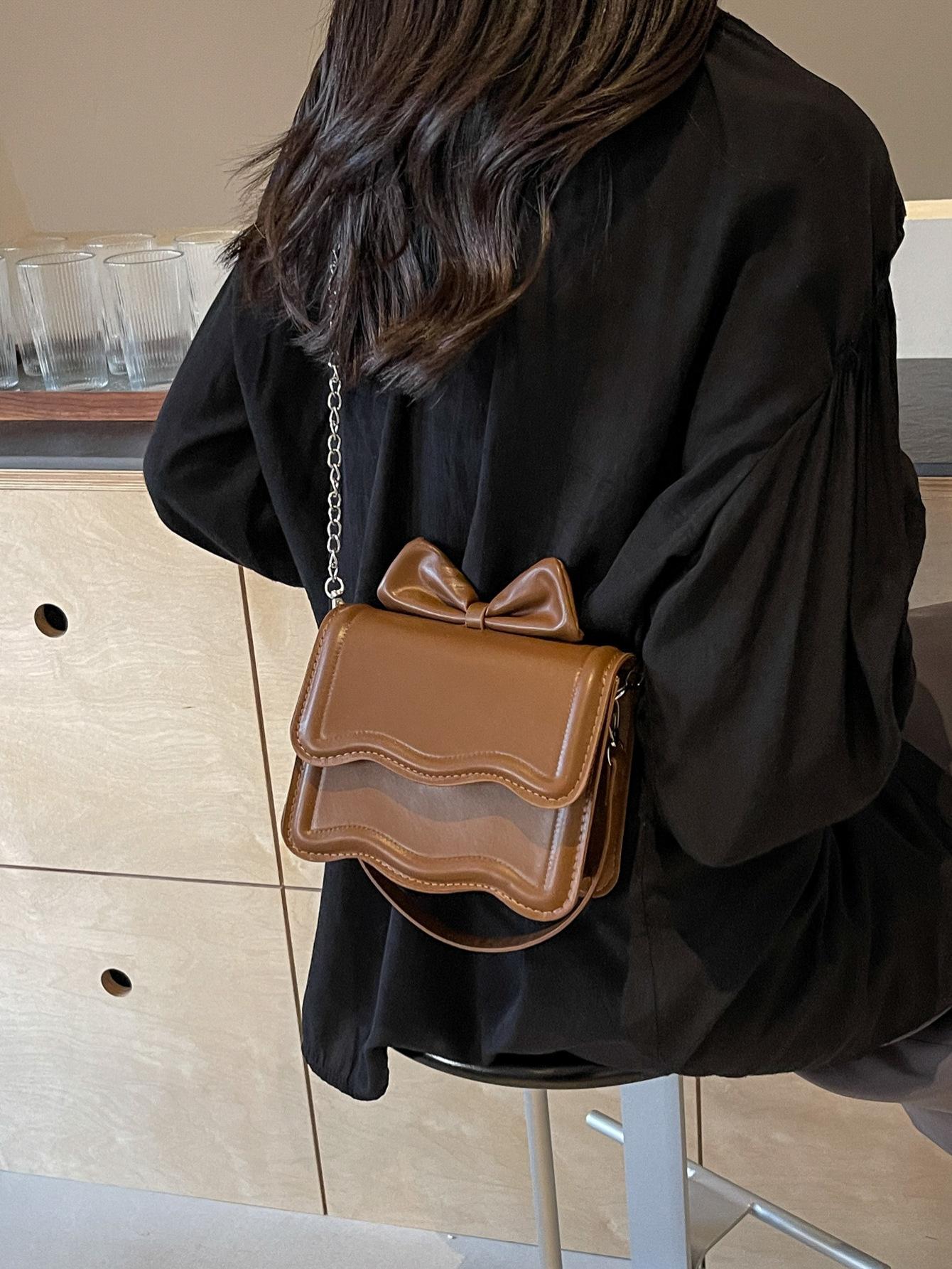 

High-value small bag 2025 new girl foreign style chain messenger bag versatile small square bag mini versatile women s bag темно-коричневого