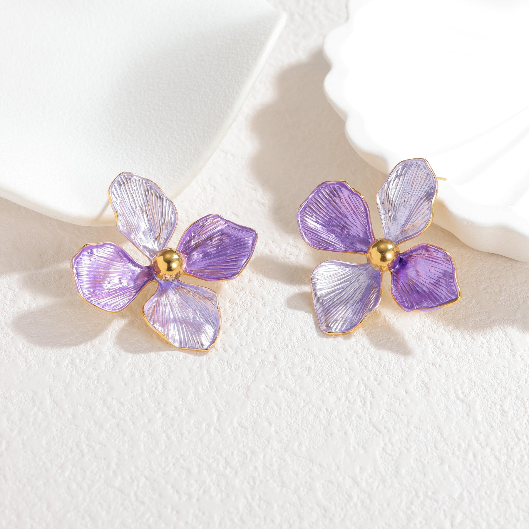 

Korean Style 18K Gold Titanium Steel Petal Earrings for Women