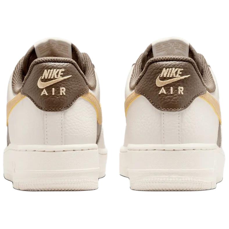 Nike Air Force 1 07 Lv8 Bequeme Passform Sneaker Herren Sneaker Beige IR0796-030