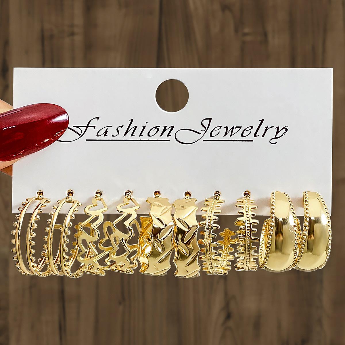 

Модные серьги с геометрическим узором в стиле пригородной авиации, набор из 6 предметов, универсальные золотые серьги-гвоздики, женские серьги с искусственным жемчугом