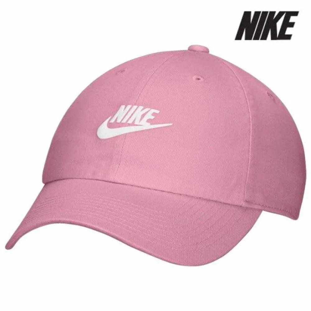 Cap /W3- FB5368-699 / Club Unstructured Futura Wash Cap FREE