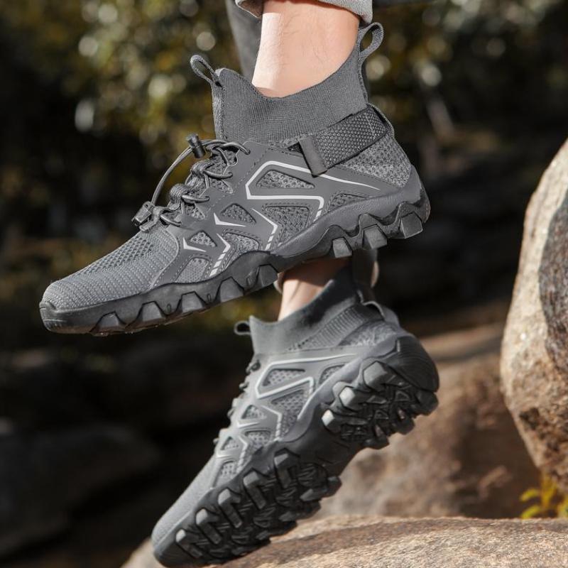 Outdoor Hiking Sneakers Non-slip Climbing Sports Shoes Breathable Mesh Casual Shoes Fashion High Top Trainers