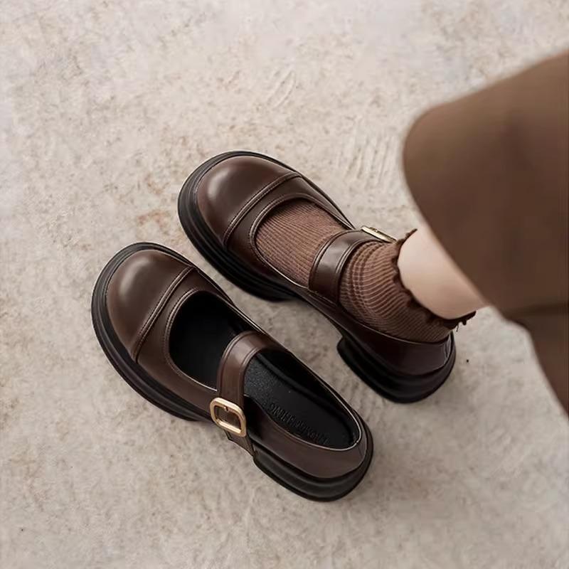 

British style small leather shoes women s 2025 new autumn retro versatile medium high heel black platform one-pedal loafers 40 темно-коричневого