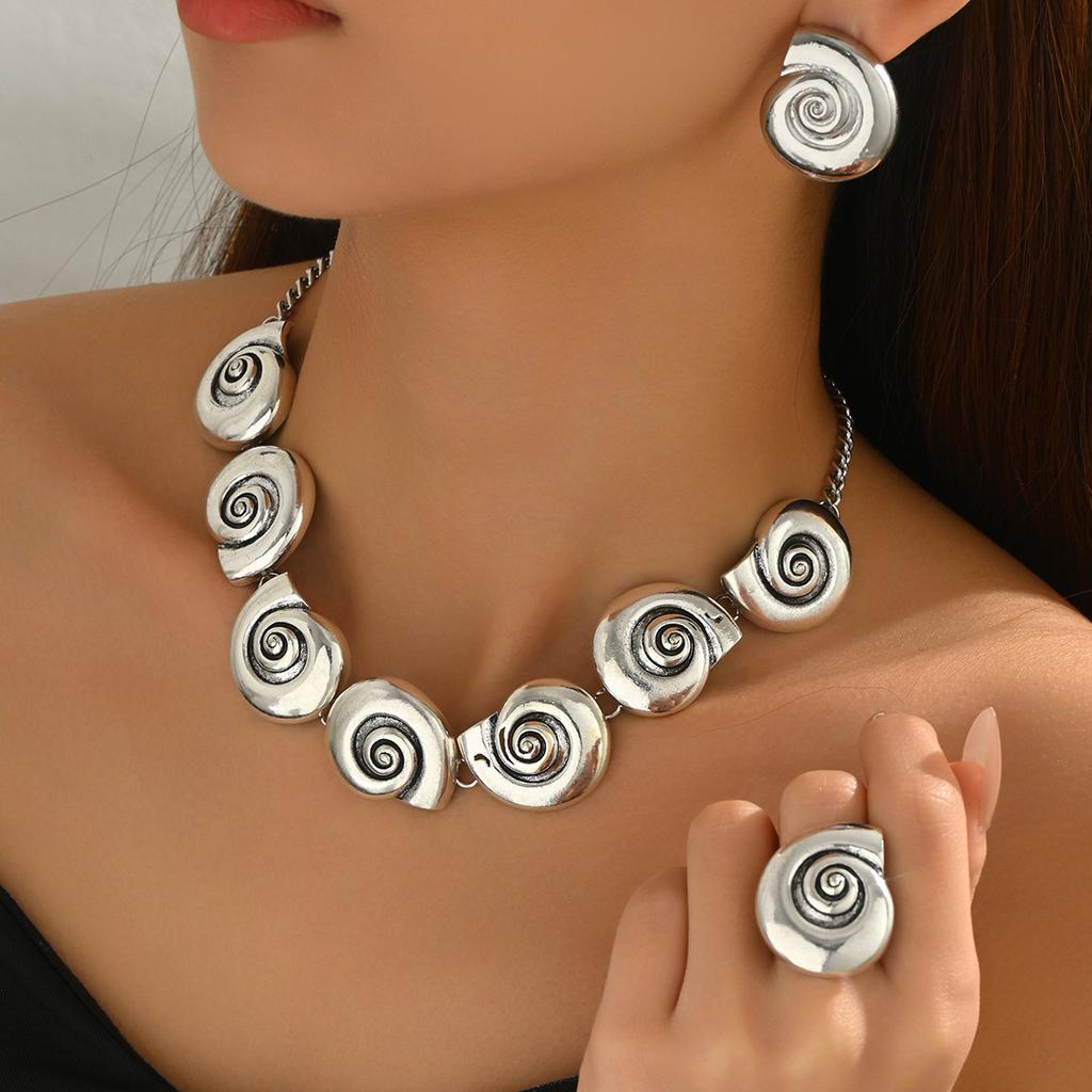 Wind jewelry set, niche conch thread design necklace, versatile earrings, high-end women's hand jewelry