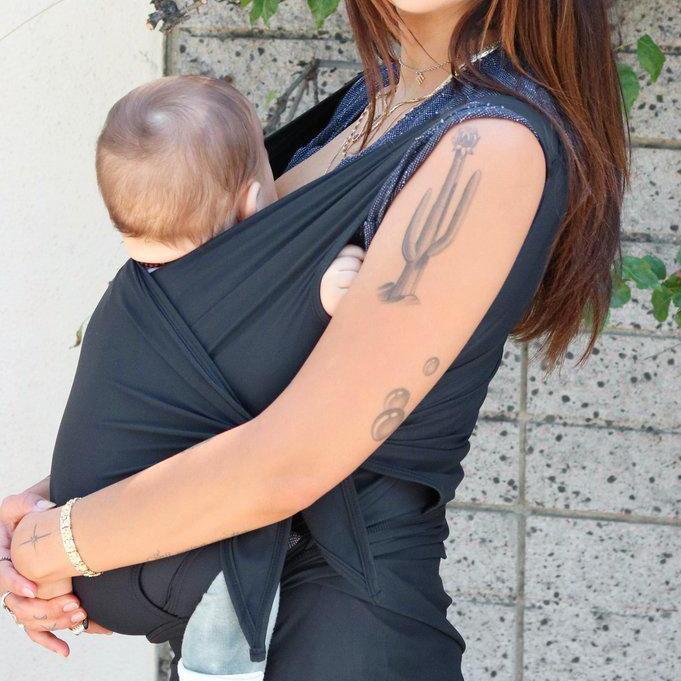 2024 Parent-Child Kangaroo Dad & Mom Soothing T-shirt Vest Baby Carrier - Skin-Friendly Women's Clothing