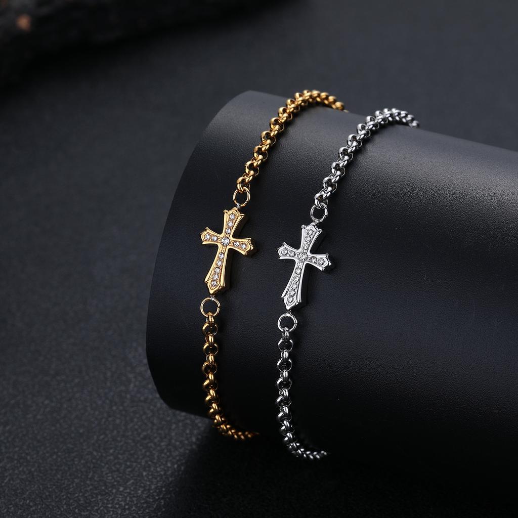 Personalized Retro Style Diamond Cross Bracelet Female Ins Style Fashion Niche Hip Hop Versatile Fashion Couple Jewelry 2026
