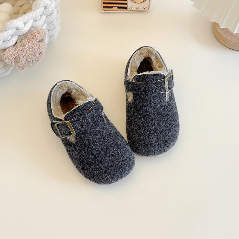 

Детские туфли на плоской подошве из замши для зимы, детские мокасины с нескользящей мягкой подошвой, 2024 г., новые кожаные туфли для мальчиков и девочек, теплые, ретро, модные 36 серый