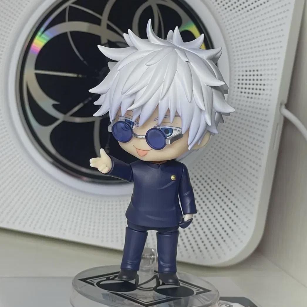 

Classic Gojo Nendoroid