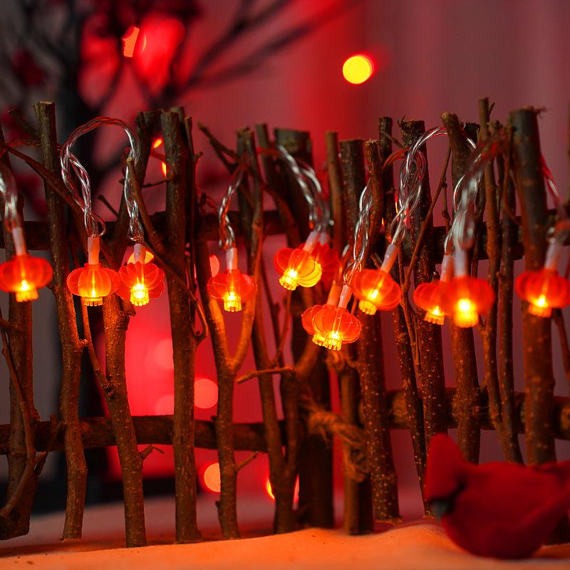Solar LED Red Lantern String Lights for Festive New Year and Spring Festival Decor