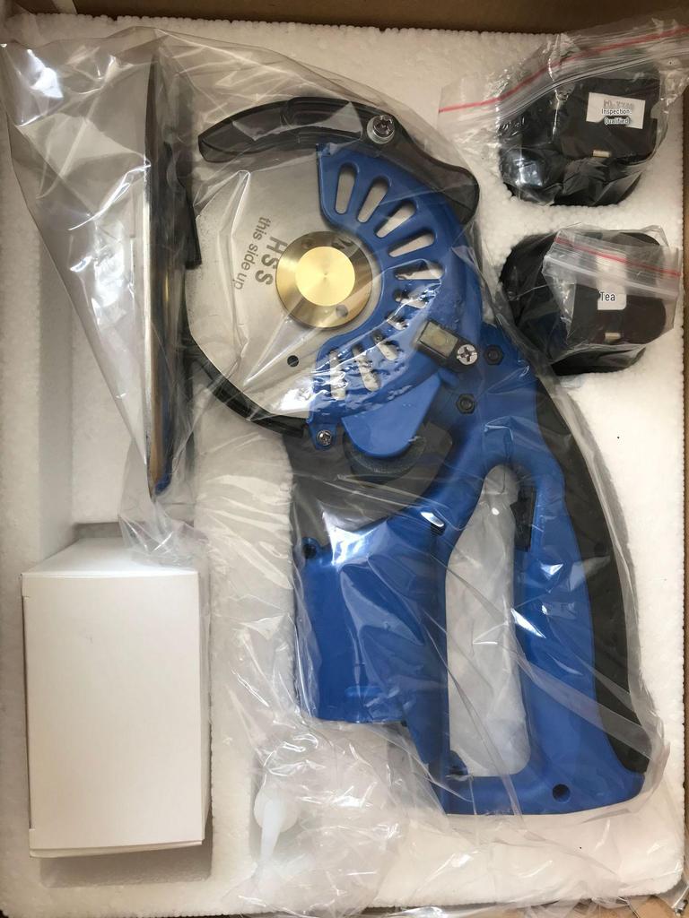 Brushless Electric Servo Cutting Machine with Round Knife and Speed Control