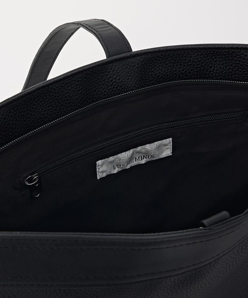 Minoc Zenith Embossed Shoulder Bag