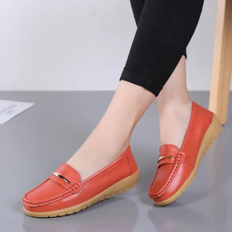 Fashion Classic New Leather Shoes comfortableBreathable Shoes Slip On Women Flats  Women's  Spring Autumn Mother Shoes