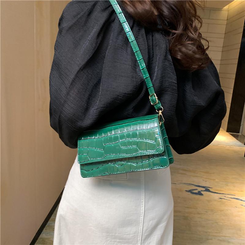 New crocodile pattern candy color square bag 2025 summer foreign style new small bag fashion portable shoulder messenger bag
