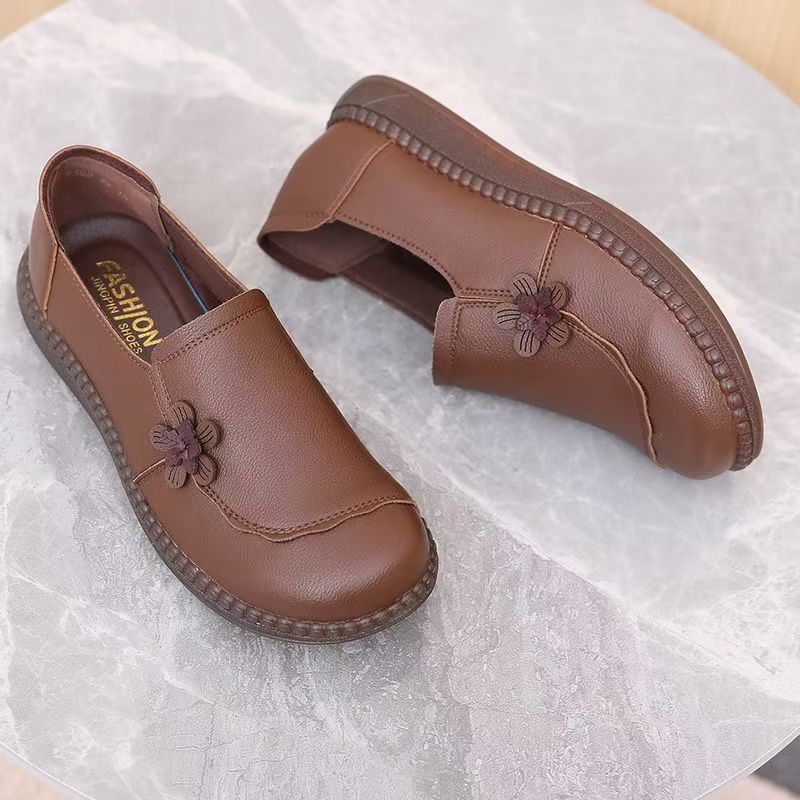 Women Leather Shallow Flat Sole Shoes Spring Autumn New Soft Sole Non Slip Round Toe Slip On Middle Aged And Elderly Casual Shoe