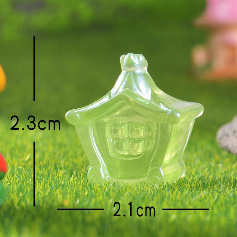Micro-landscape Small Ornaments Luminous HouseCarriageGarden DecorationResin Mini Accessories