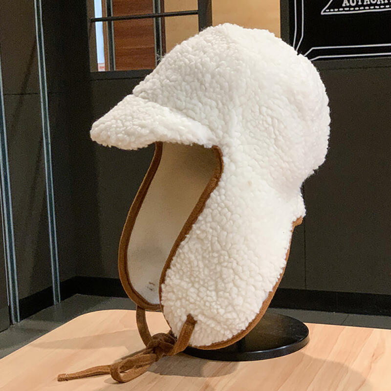 Шапка-ушанка Poggle Strap Белый WHITE