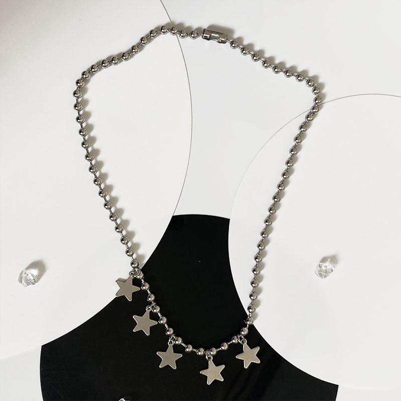 Fashionable Five Point Star Pendant Necklace With Elegant Round Bead Chain
