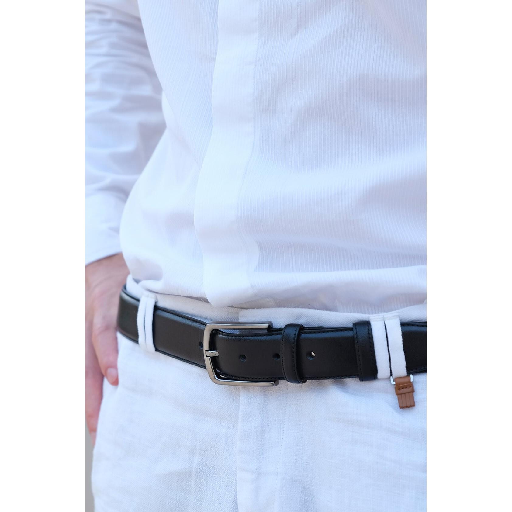 

Черный прошитый мужской кожаный ремень