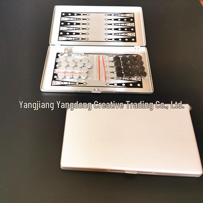 Set da Backgammon e Scacchi in Alluminio