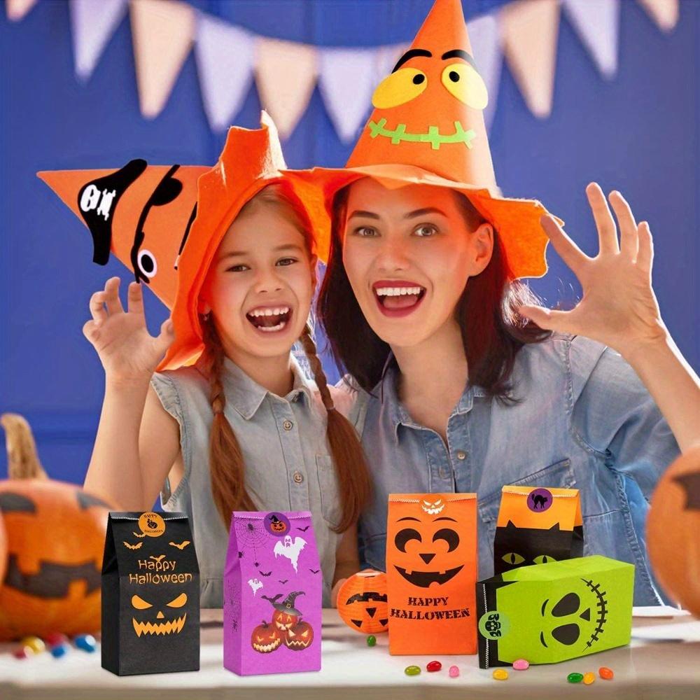 50pcs Halloween Party Tote Bag Packs Treats Bags Party Favors Kids Halloween Candy Bags Trick or Treating  Mini Paper Gift Bags Halloween Goodie Bags