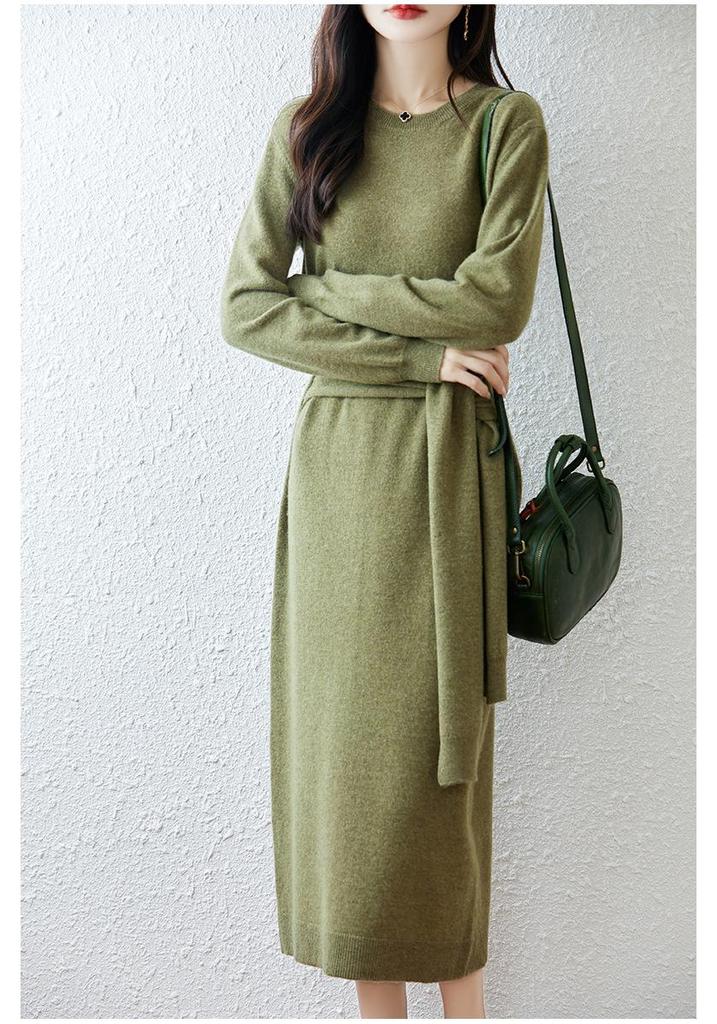 2025 Autumn/Winter Pure Wool Women's Long Knit Dress with Belt & Round Neck