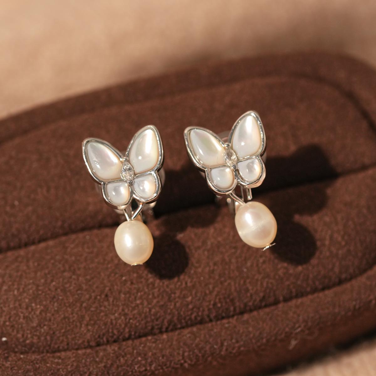 18K Gold Plated Mother-of-Pearl Butterfly Non-Piercing Earrings - Chic and Elegant Ear Jewelry