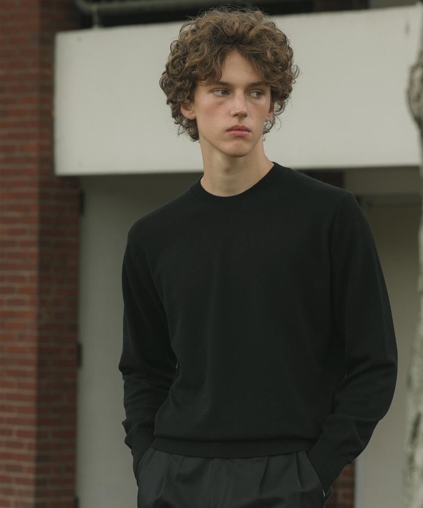 BELLIEF Essential Merino Wool Fine Crewneck Knit (Black)