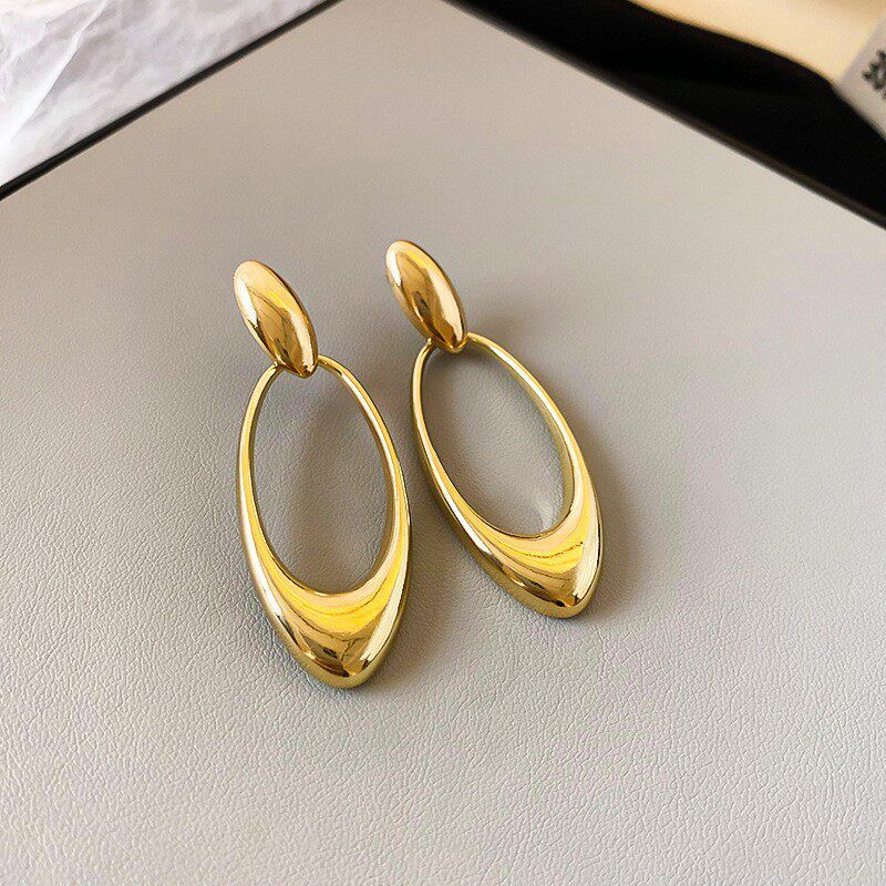 Fashion Multilayer Ring C- Shaped Stud Earrings for Women Minimalist Minority Design Earrings Fashionable Earrings Accessible Luxury Fancy