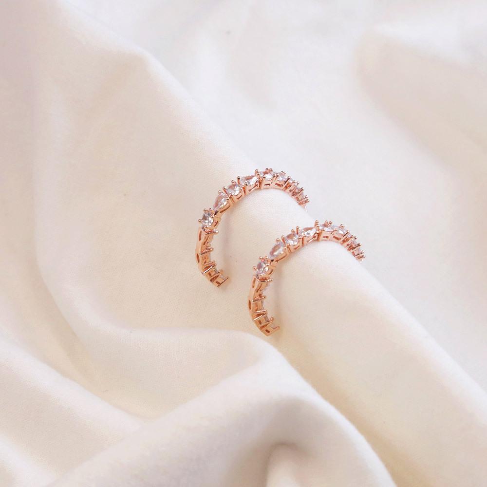 Dieuamour 14K Gold Pin Amante Crystal Ban-Ring Earrings