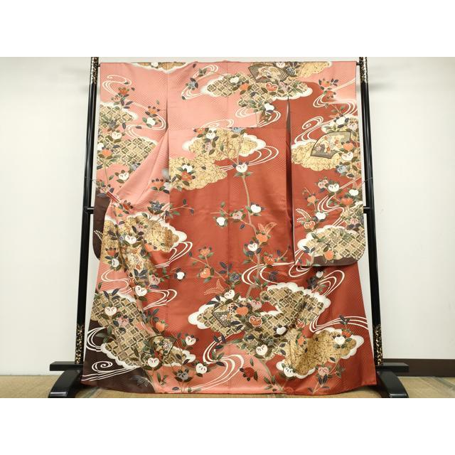 

Heiwaya Kimono - Luxurious long-sleeved kimono, piece embroidery, ground paper branch tachibana pattern, halo dyed, gold color, pure silk,