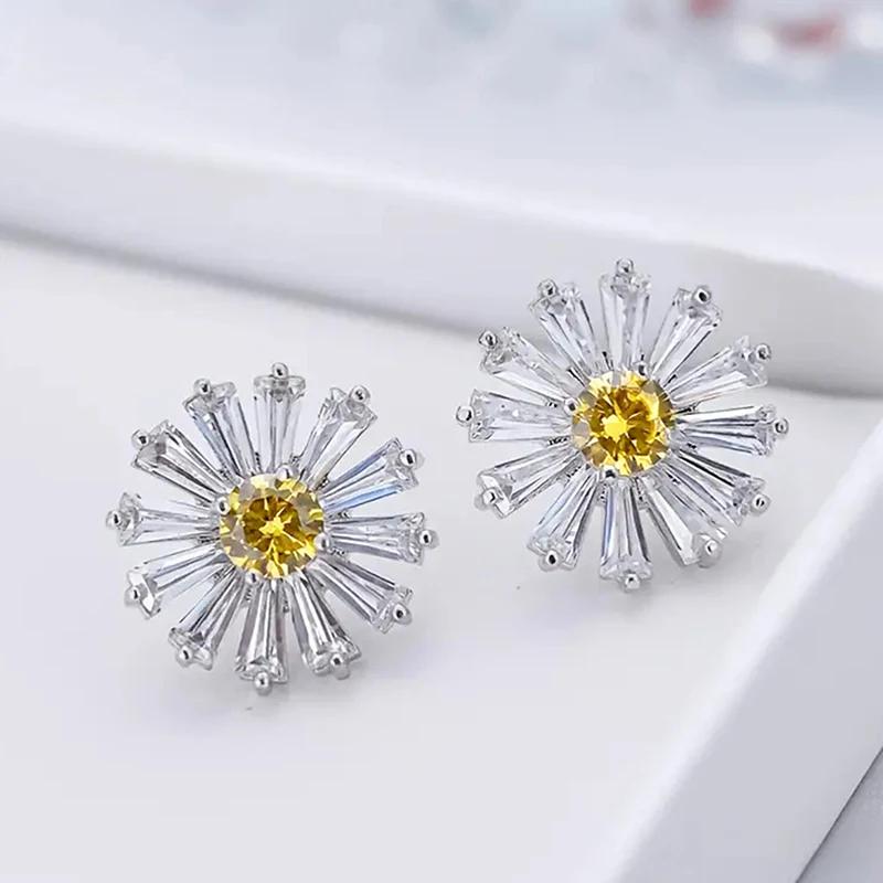 

Delicate Small Flower Stud Earrings Fresh Style Yellow Daisy Floral Ear Accessory for Women Daily Wear Statement Zircon