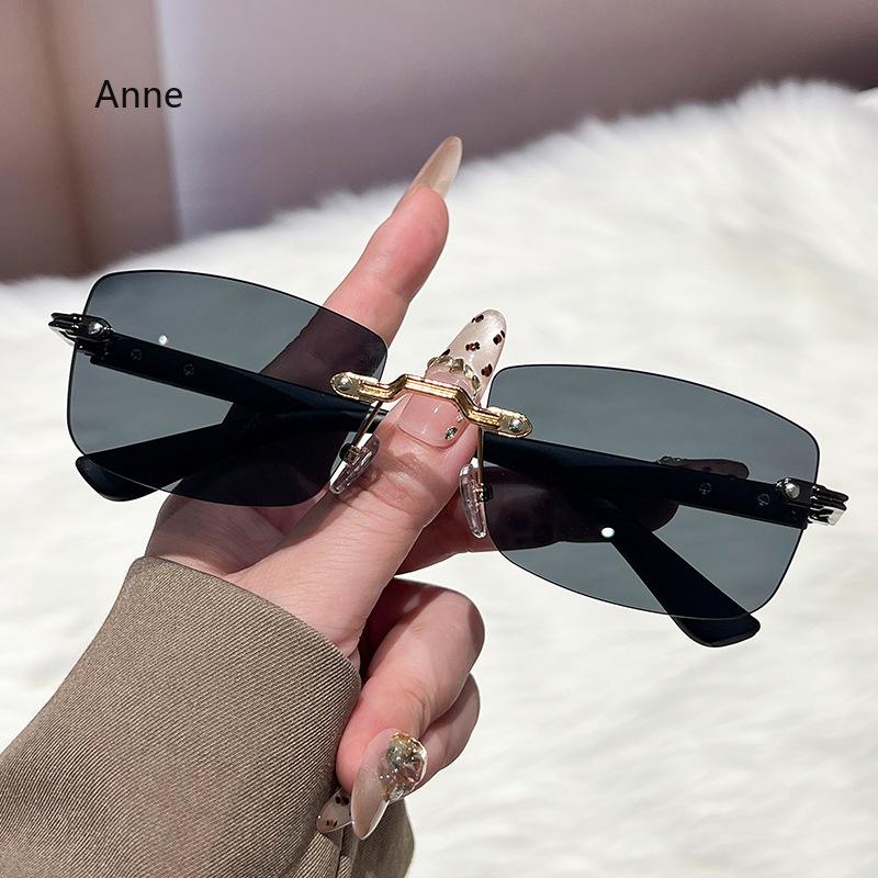 Rectangle Rimless Sunglasses For Women Designer Fashion Wooden Square Sun Glasses Trendy Outdoor Travel Summer Accessory Eyewear
