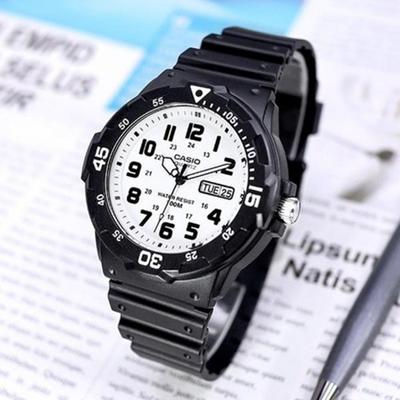 100 Meter Water Resistant Rotating Bezel Diver Look Men's Sports Watch