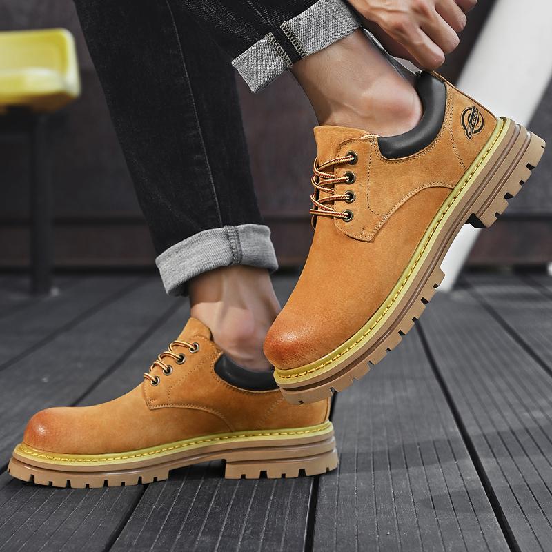 Fashion Tooling Walking Shoes Male Travel Skateboard Retro Luxury Mens Casual Shoes Suede Flats Leather Men Sneakers Lace Up Comfy Shoes