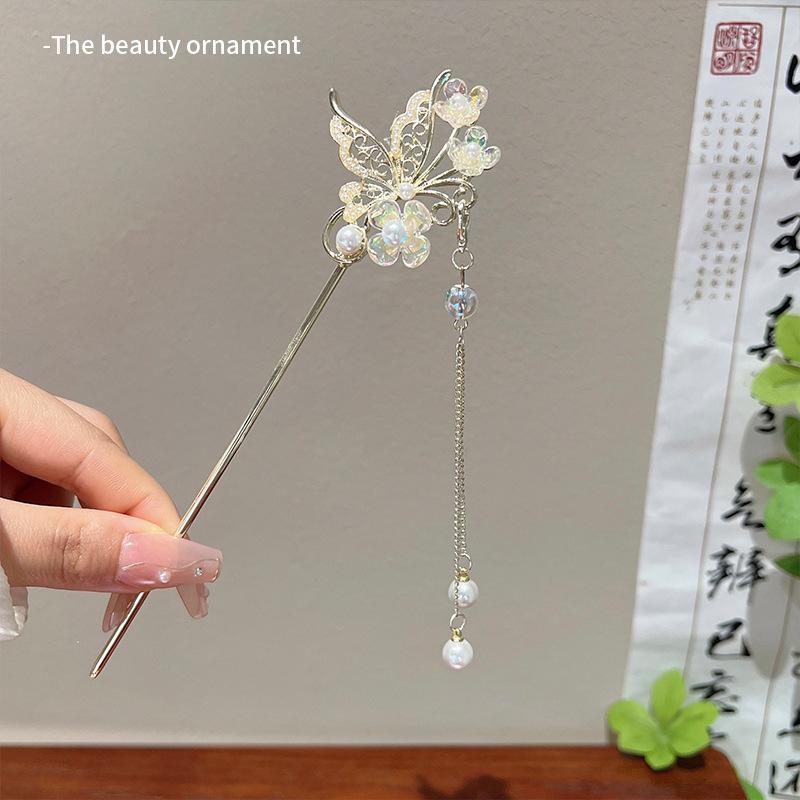 Butterfly temperament walking hairpin Hanfu ancient costume headdress new high-end hairpin women s Chinese disc hair fringed hairpin