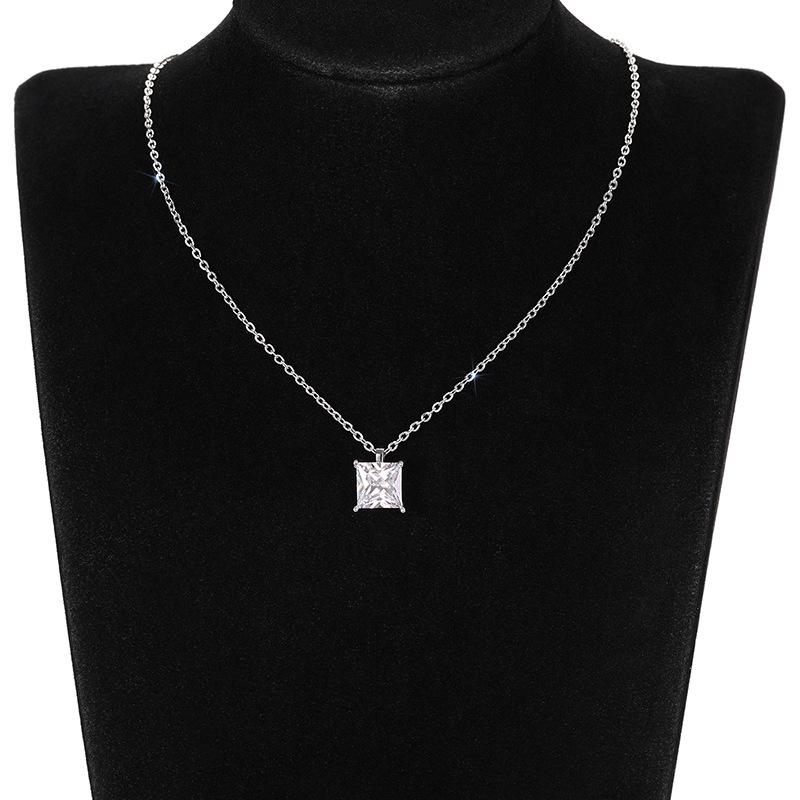 Ladies' Simple Square Pendant Necklace, Square Synthetic Zircon Inlay, Elegant Jewelry for Daily Wear Collarbone Chain, Birthday Gift