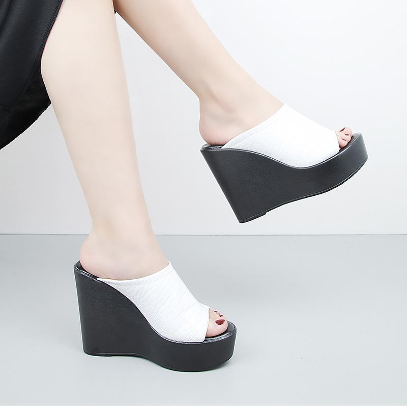 

11cm Small Big Size 33-43 Fashion Comfortable Soft Leather Slippers Platform Shoes 2025 High Heels Wedges Slides Office Model 33