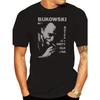 T-shirt vintage lourd Charles Bukowski - impression du nom du poète et écrivain emblématique, noir avec design littéraire blanc