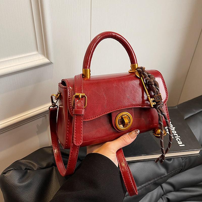 Ielgy Autumn Winter Portable Commuter Bag Trendy Retro Small Square Bag All-Match Multifunctional One-Shoulder Messenger