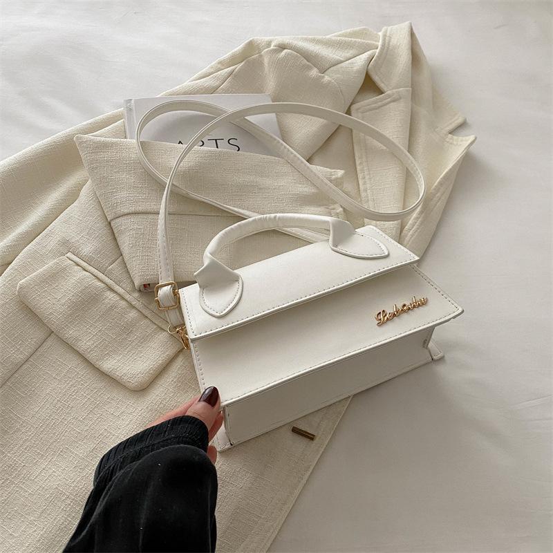 

French fashion simple casual high-end shoulder messenger bag women s 2025 summer new fashion versatile small square bag белый