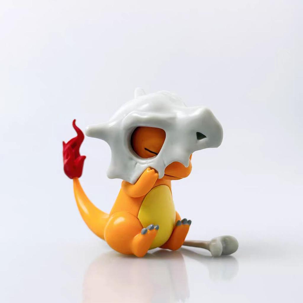 8cm Cartoon Charmander Model Wear A Cubone Helmet Anime Figure Pokemon GK Boy Collection Desktop Decoration Ornament Toy Gift