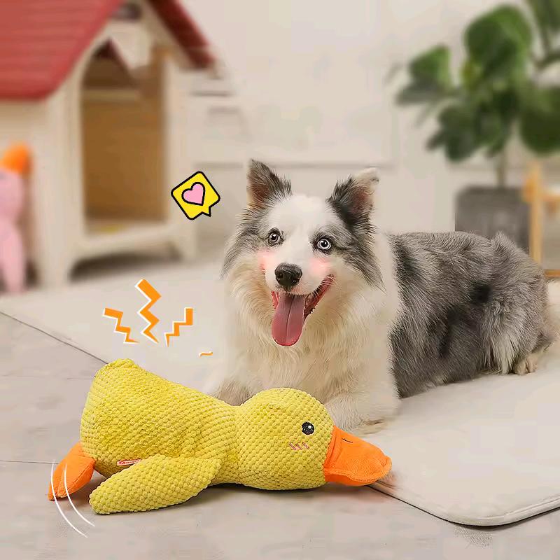 Squeaky Dog Chew Toy Plush Yellow Duck Durable Bite-Resistant Pet Toy for Dogs Relieve Boredom Interactive Puppy Chew Toy