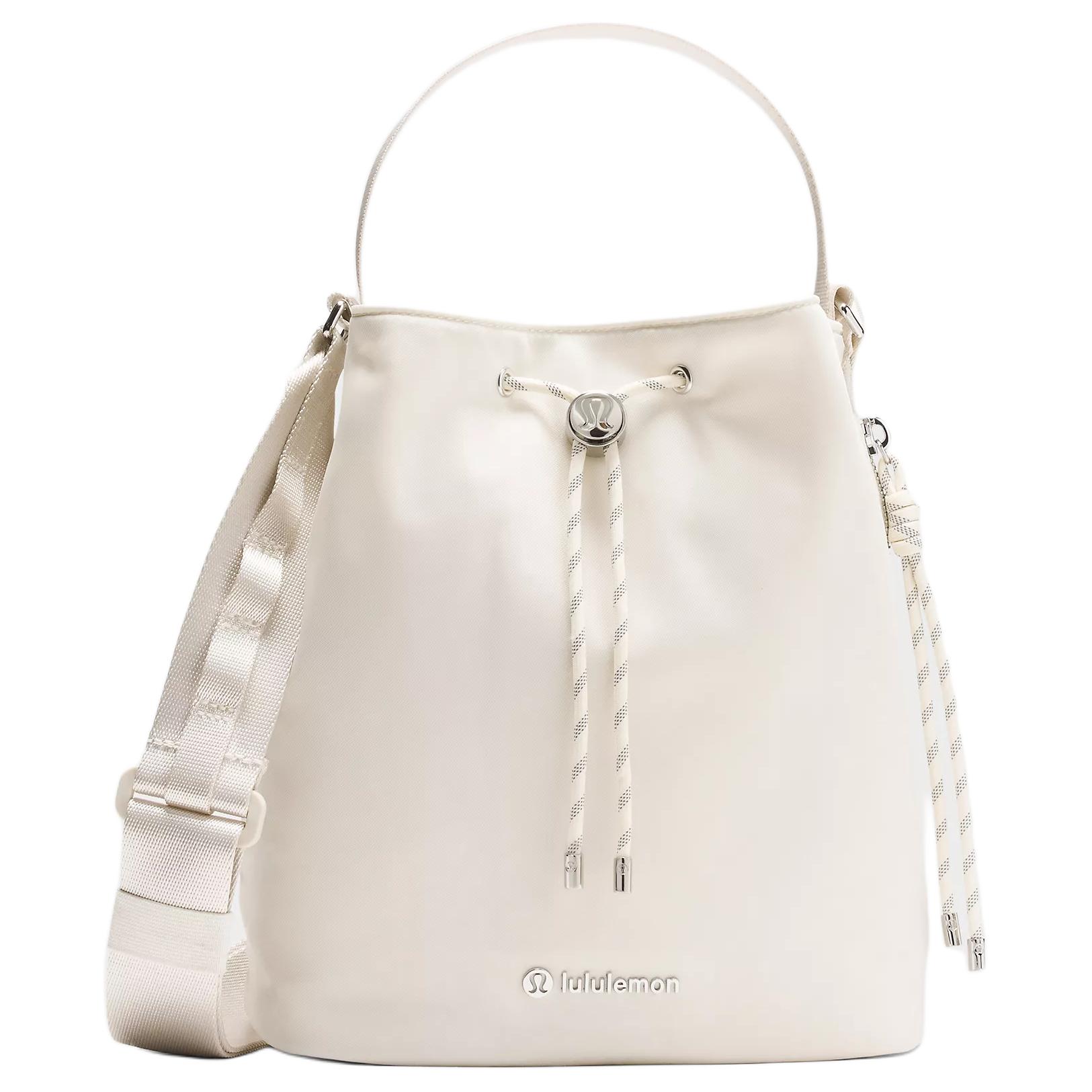 

Lululemon Drawstring 5L Adjustable Shoulder Strap Recycled Nylon Bucket Bag Women bags Light-Ivory Silver LW9FULS-069459 Light Ivory & Silver