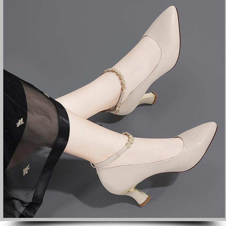 Stilvolle und sexy diamantbesetzte Ein-Knopf-High-Heel-Schuhe mit spitzer Zehenpartie, flachem Ausschnitt, für den Nachtclub, schlank, High Heels, Damenschuhe, Einzelschuhe