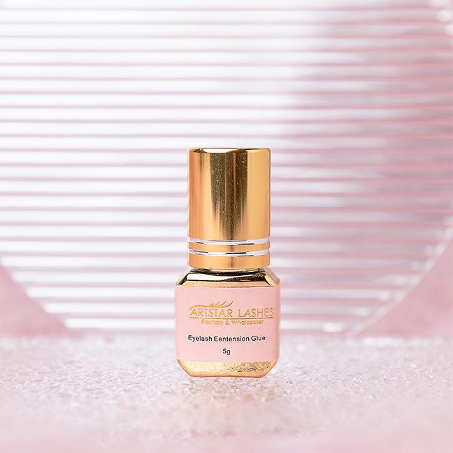 

Быстросохнущий клей для ресниц 0.5S: Долговечный, со слабым запахом, 90-дневная сильная фиксация для салонов