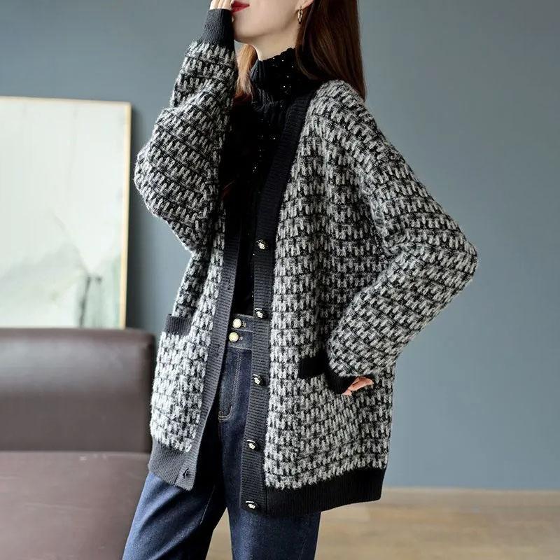 Sweater Coat for Women Knit Loose Stretchy Sweater V Neck Loose Thickened Tops Casual Oversize Cardigan Jacket