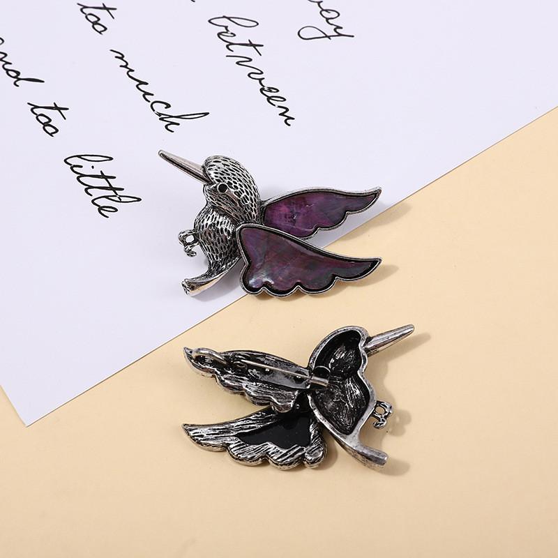 Animal Shell Bird Brooch Pin With Alloy Embedding For Fashion Accessory