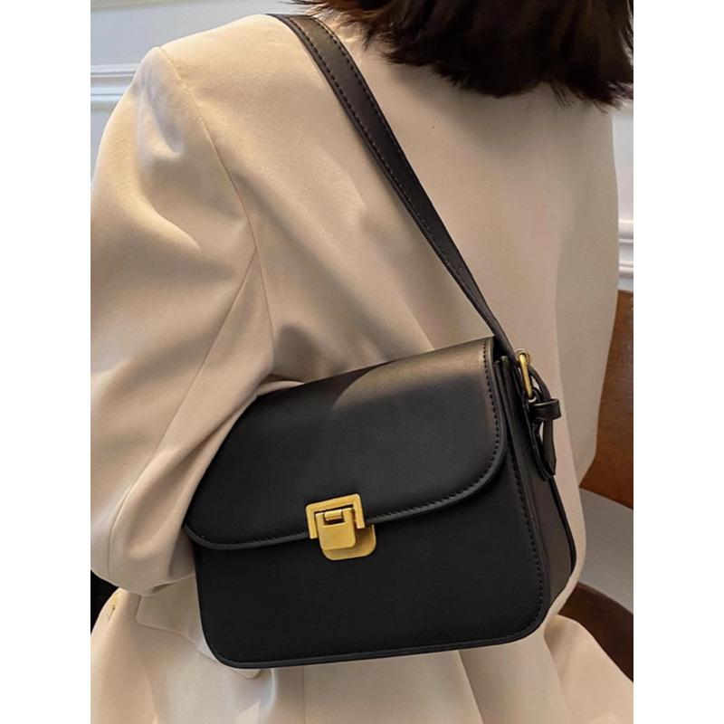 2025 new high-end trend autumn simple retro fashion shoulder women's bag texture crossbody versatile small square bag